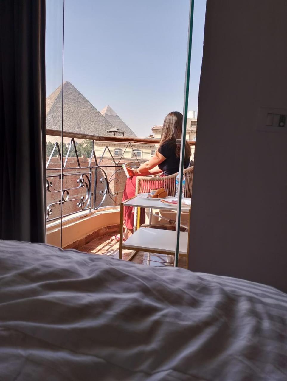 Oh Pyramids View Hotel Kafrat al Jabal Bagian luar foto