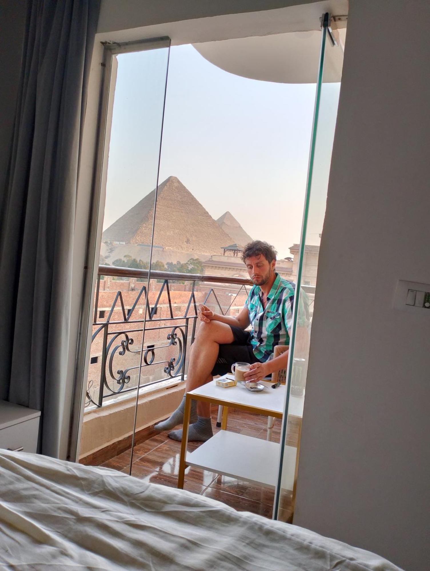 Oh Pyramids View Hotel Kafrat al Jabal Bagian luar foto